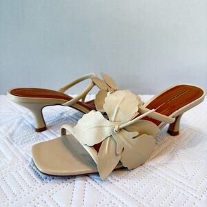 Intentionally Blank Free People Flora Iris Garden Kitten Heel Sandals Size 40